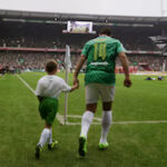 9. Claudio Pizarro