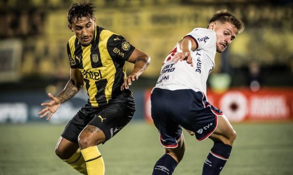 clasico_nacional_-_penarol clasico_nacional_-_penarol